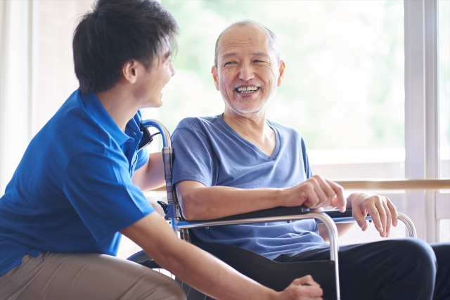 静岡老人ホーム紹介タウンYAYA_要介護3に合う老人ホームの選び方・受けられるサービス
